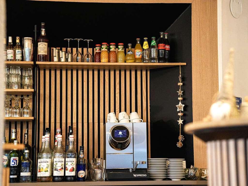 宜必思卡昂厄洛维勒萨瓦里酒店 凯恩 餐厅 照片